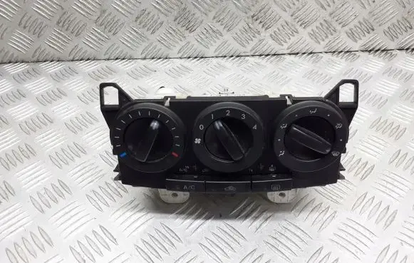 Mazda 5 Interior fan control switch M1900CC43