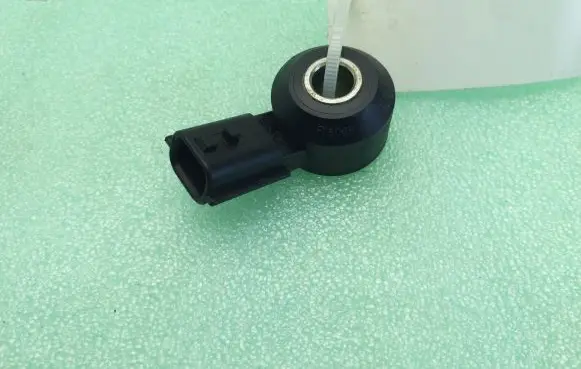 Nissan Pulsar Detonation knock sensor 8200789728