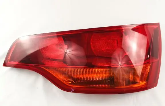 Audi Q7 4L Tailgate rear/tail lights 4L0945094 27S4L0945094