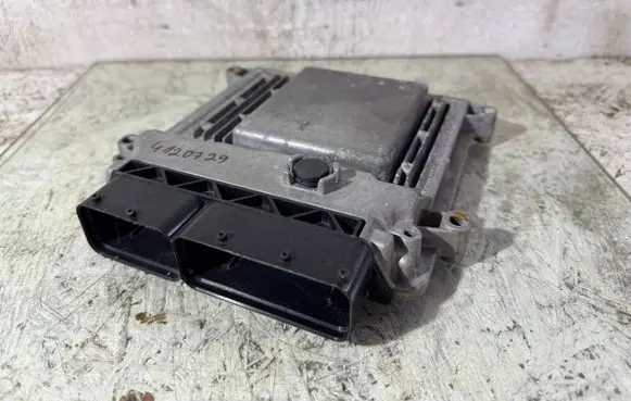 KIA Ceed Engine control unit/module 0261201855 1039S20945 391202B520