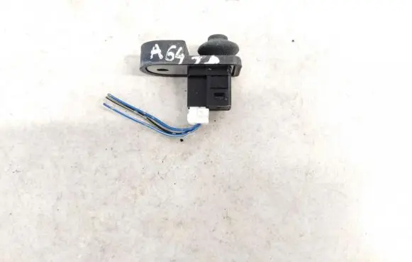 Subaru Outback Front door sensor 