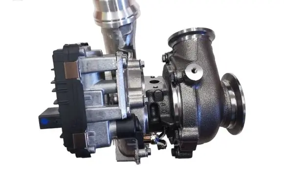 BMW 2 F46 Turbo 819977 11658570080 11658570081