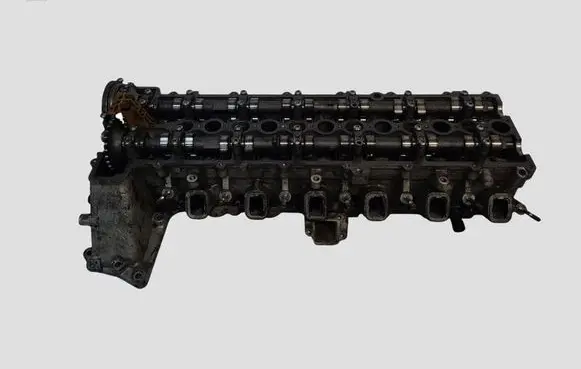 Land Rover Range Rover L322 Engine head 778121403 327025246 A4327025246