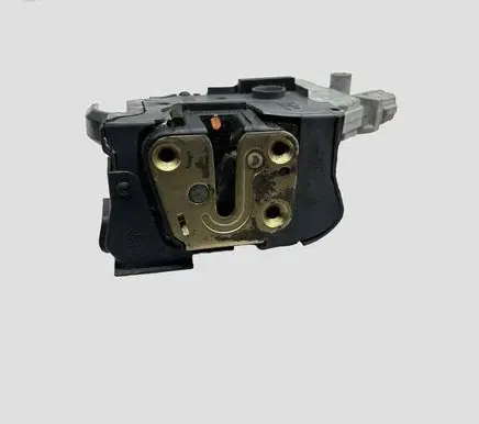 Nissan X-Trail T30 Front door lock 805533Y510