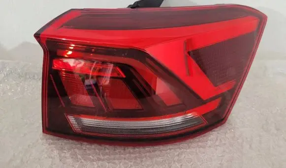 Volkswagen T-Roc Rear/tail lights 2GA945096A RE2891000500 TE2891000500