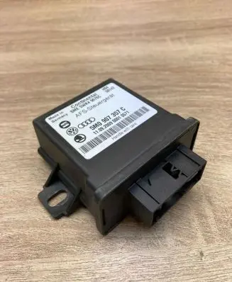 Skoda Octavia Mk2 (1Z) Light module LCM 5M0907357C 5WK49676C