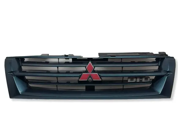 Mitsubishi Pajero Front bumper upper radiator grill MR387981
