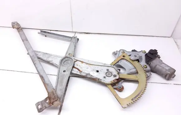 Subaru Outback Front door window regulator with motor