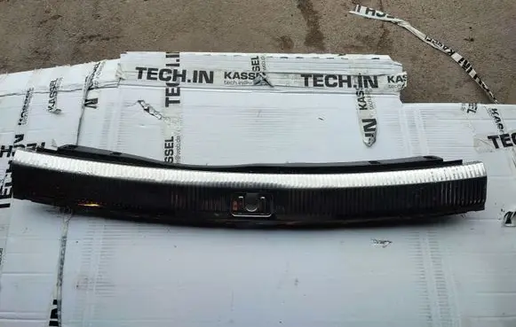 Audi A6 S6 C6 4F Trunk/boot sill cover protection 4F9864483