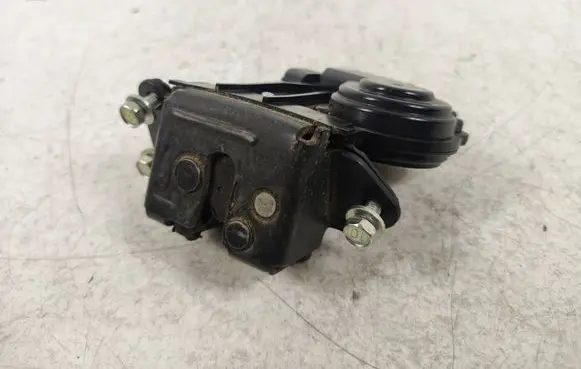 Toyota Verso Loading door lock 109D8 12839