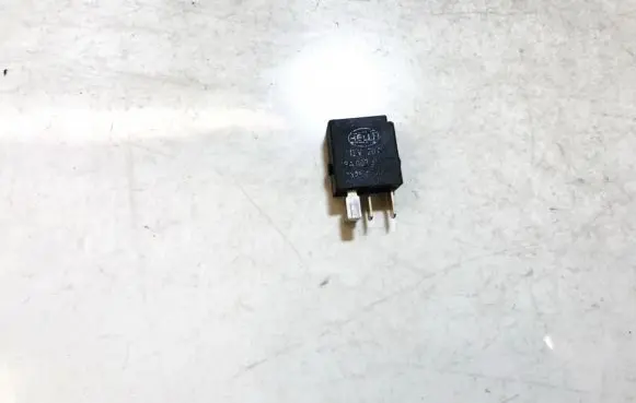 Mercedes-Benz C W203 Other relay 0025421119 4ra00781300