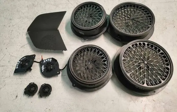 Audi A4 S4 B8 8K Rear door speaker 8K0035411