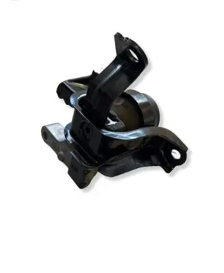 Toyota Yaris Cross Engine mount bracket 