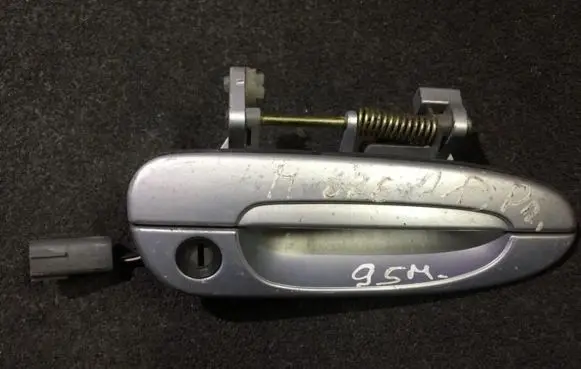Mazda 626 Front door exterior handle