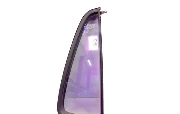 Honda CR-V Front door window glass four-door 