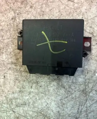 Opel Movano B Parking PDC control unit/module 8201015177