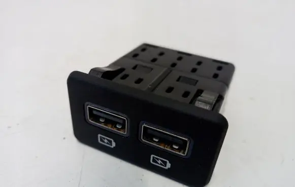 USB socket connector