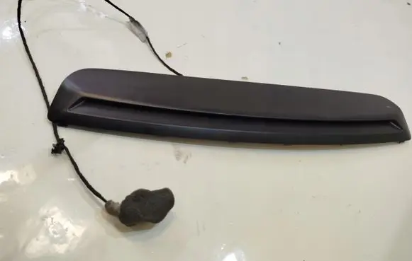 Mercedes-Benz C W205 Third/center stoplight