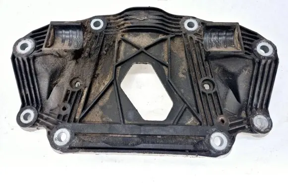 Volvo XC70 Center/middle under tray cover 8646143