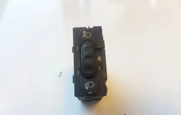 Renault Scenic I Headlight level height control switch 7700841235