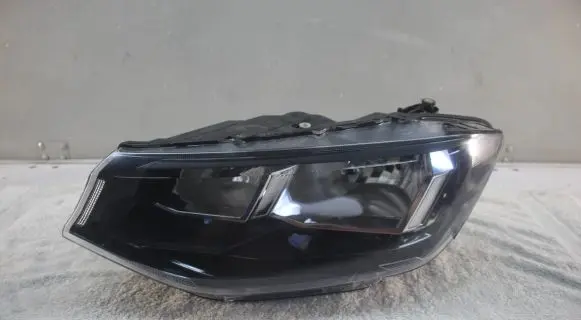 Volkswagen Caddy Headlight/headlamp 2K8941005D 61202401 2K8941005