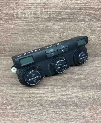 Volkswagen PASSAT B6 Climate control unit 74677530 13120553