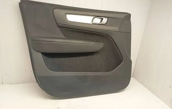 Volvo XC40 Front door card panel trim 31407681