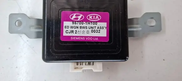 KIA Ceed Parking PDC control unit/module 957001H100