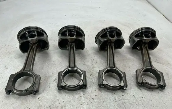 Chevrolet Silverado Piston with connecting rod 12692942 12705841 12692941