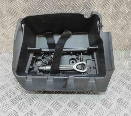 BMW 3 G20 G21 Towing hook eye 7438306 7953890