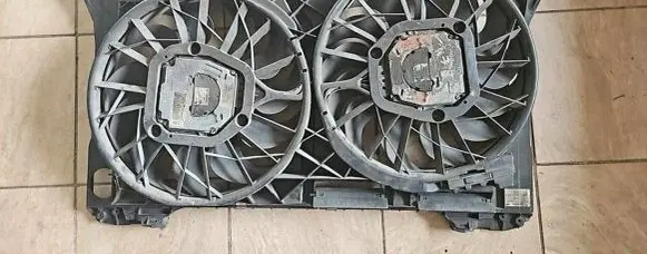 Audi A8 S8 D3 4E Radiator cooling fan shroud 0130706815 3135103503