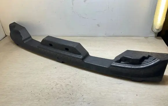 Nissan Leaf II (ZE1) Rear bumper foam support bar 850905SH0A