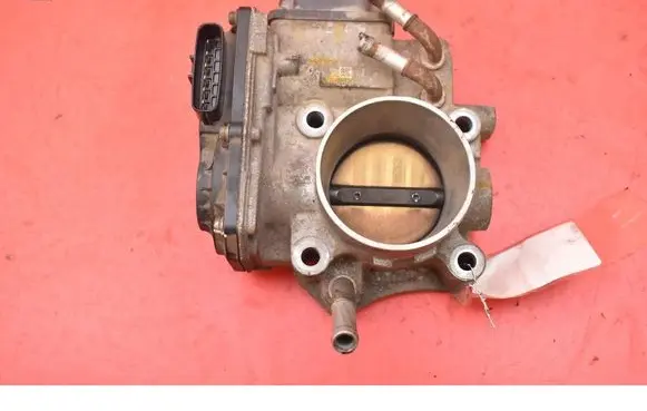 Honda Accord Throttle body valve GMB8A