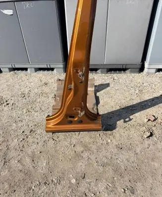 Renault Captur Pillar (middle) 