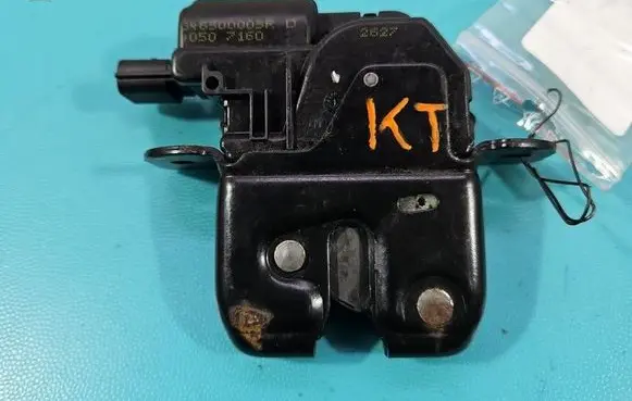 Renault Megane III Tailgate/trunk/boot lock/catch/latch 846300003R IMPRK1539028