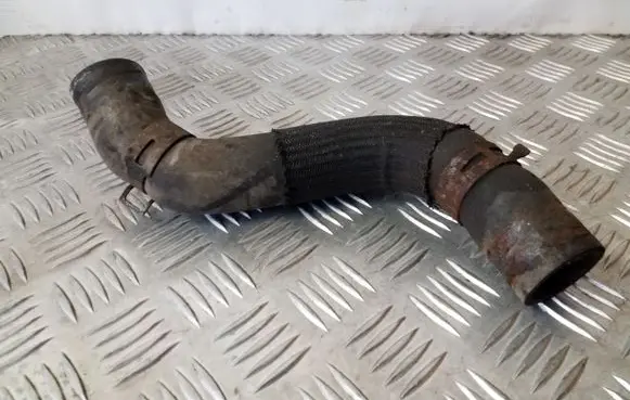 Suzuki Grand Vitara II Engine coolant pipe/hose