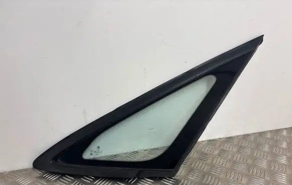 BMW 2 F46 Front door vent window glass four-door 43R001735 E000137 DOT782M540AS2