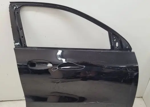 Mercedes-Benz GLA H247 Front door A2477224201