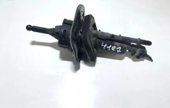 Ford Focus Clutch master cylinder sm4mzd