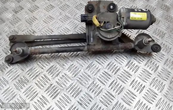 Front wiper linkage