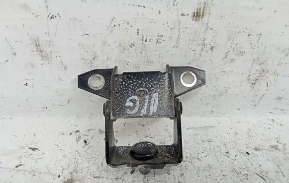 Mazda 3 III Tailgate/trunk/boot hinge