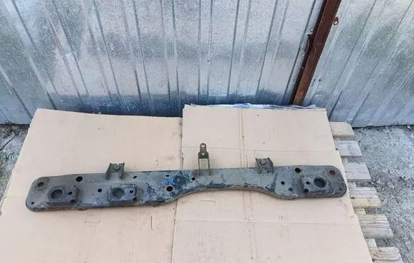 Nissan Qashqai Bottom radiator support slam panel 