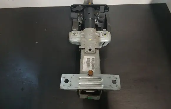 Volvo V70 Steering wheel axle T020502603 P30680270