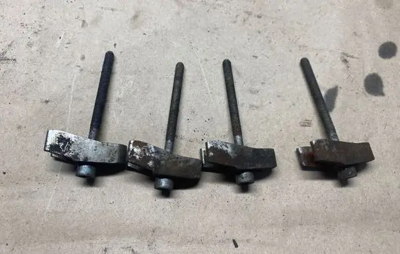 Mercedes-Benz GL X164 Fuel Injector clamp holder