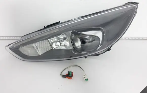 Ford Focus Headlight/headlamp F1EB13D155CG