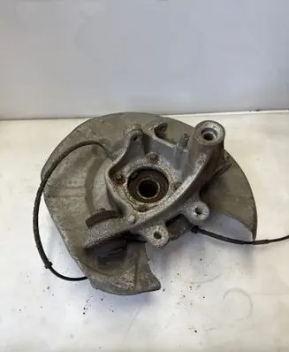 BMW 7 E65 E66 Rear wheel hub spindle/knuckle