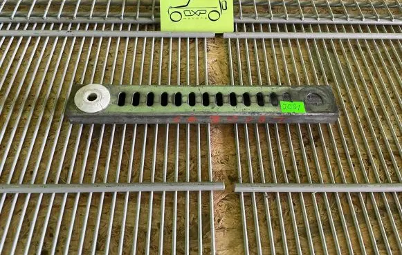 Mercedes-Benz G W460 Front driver seat rail A4609100089