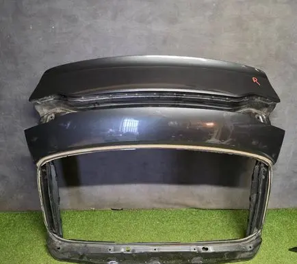 Porsche Macan (95B) Tailgate/trunk/boot lid 95B827123