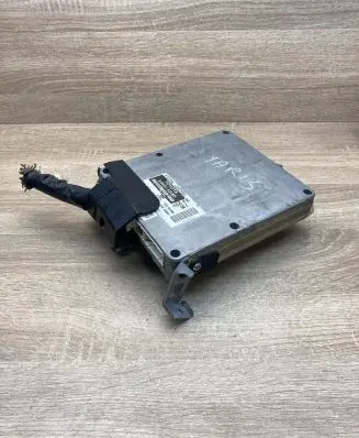 Toyota Yaris Engine control unit/module ECU 8966152065 2110007215