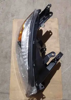 Toyota RAV 4 (XA30) Headlight/headlamp 8113042330
